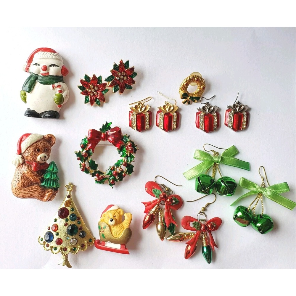 Vintage Enamel Rhinestone Christmas Tree Pin Brooch Earrings Jewelry Lot